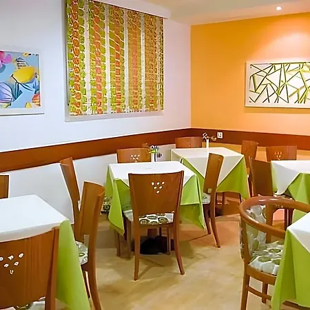 Hotel Amaryllis 3*